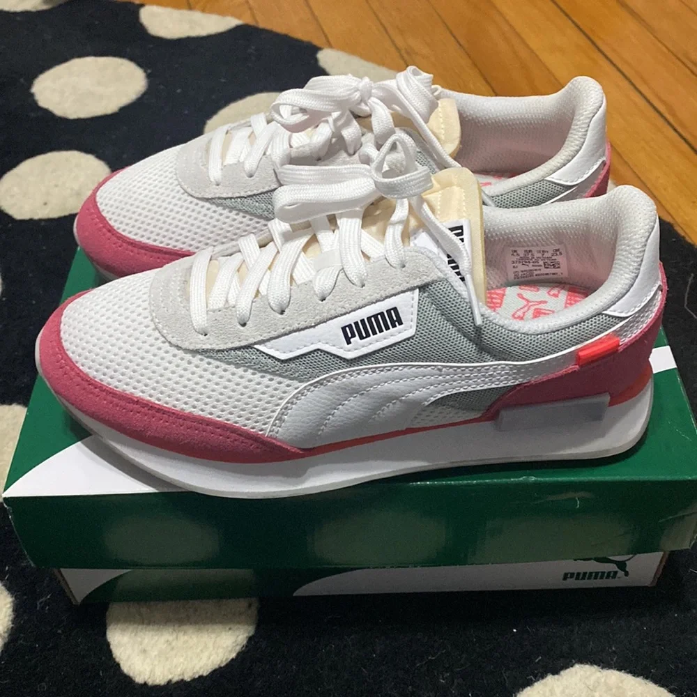 Puma - Picture 2 of 3